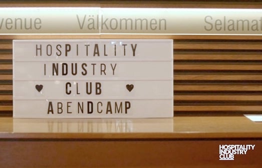 Deko-Leuchttafel vom Hospitality Industry Club Event