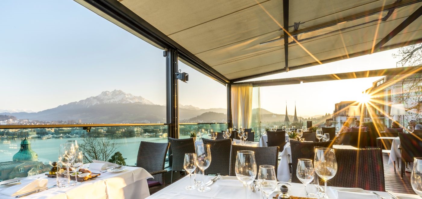 Art Deco Hotel Montana Restaurant mit Aussicht